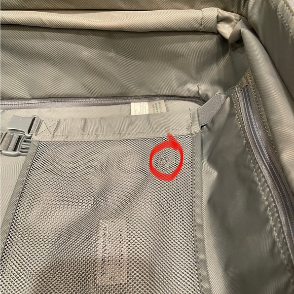 Briggs & Riley Carry-on Spinner - Picture 5 of 14